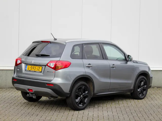 Suzuki Vitara 1.4 S | Navi | Adap. Cruise | Camera | Lm-Velgen | Trekhaak