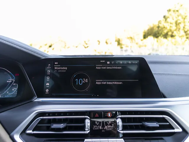 BMW X5 xDrive45e High Executive | M-pakket | Panoramadak | HUD
