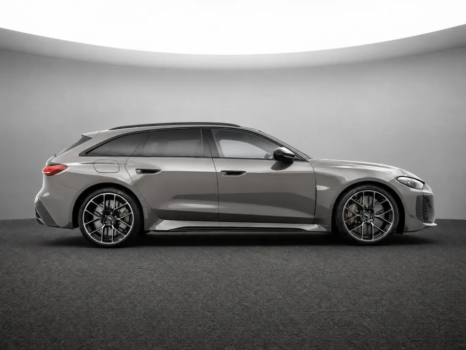 Audi RS5 Avant e-hybrid quattro 639 PK · Keramisch · RS design pakket · Panorama-glasdak · Optiekpakket forged carbon