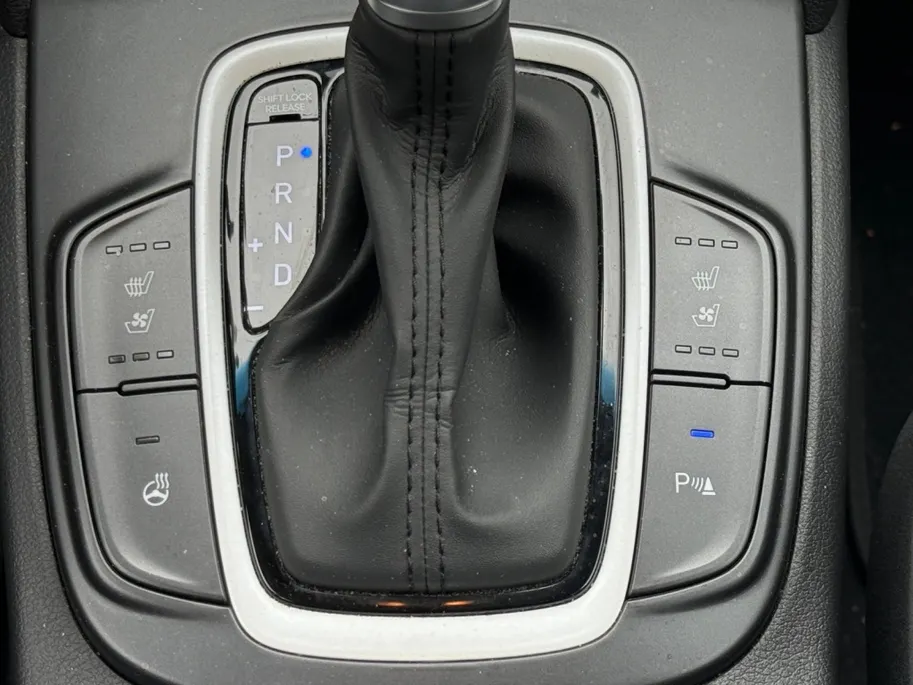 Hyundai Kona 1.6 GDI HEV Premium