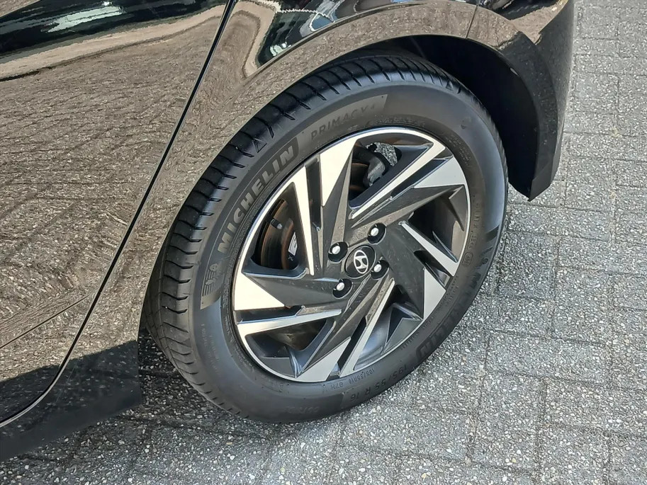 Hyundai i20 1.0 T-GDI 100PK Comfort Smart / Navigatie / Cruise control / Airco