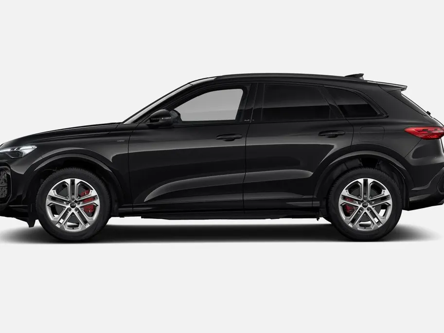 Audi Q5 2.0 TFSI e-hybrid quattro S edition 299 PK · Glazen panoramadak · Trekhaak elek. wegklapbaar · MMI bijrijdersdisplay