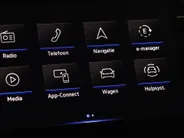 Volkswagen Tiguan 1.4 TSI 245pk DSG eHybrid Elegance · 360 Camera · Wegklapbare Trekhaak · Apple/Android Car Play · Dodehoek Detectie · 18'' Inch · Stoel & Stuurwiel verwarming ·