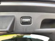 Kia Ceed Sportswagon 1.0 T-GDi MHEV Launch Edition |Automaat| Schuif/Kantel Dak | Elekt. Achterklep | Adaptieve Cruise Control | Stoel/Stuurverwarming |