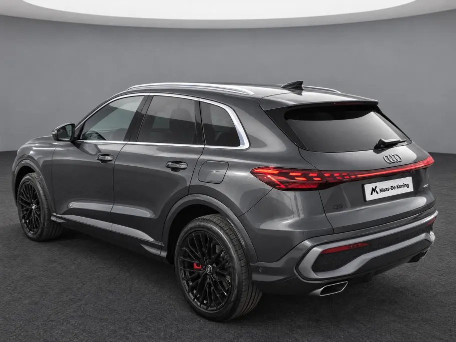 Audi Q5 2.0TFSIe-hybrid 270kW/367PK quattro S edition · Trekhaak · Leder · Camera · Apple/Android Car Play · Drive select · Garantie t/m 25-02-2028