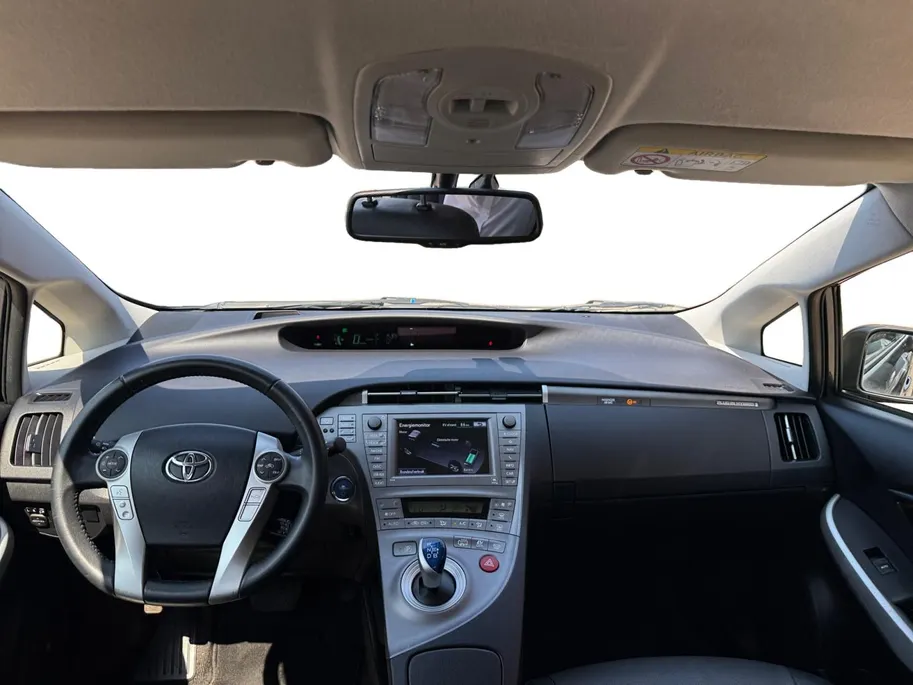 Toyota Prius 1.8 Plug-in Executive Business | 1ste eigenaar! | Volledig dealeronderhouden | NL Auto | Cruise Control | Achteruitrijcamera |