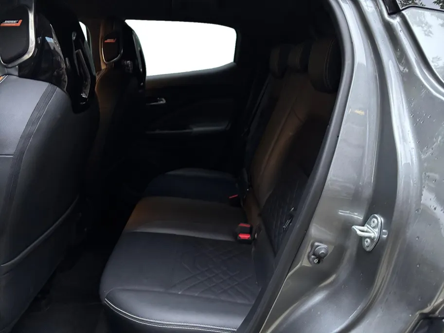 Nissan Juke 1.0 DIG-T Tekna | Stoelverwarming | 360 Graden camera | Bose audiosysteem | Navigatie | Apple carplay | Android auto