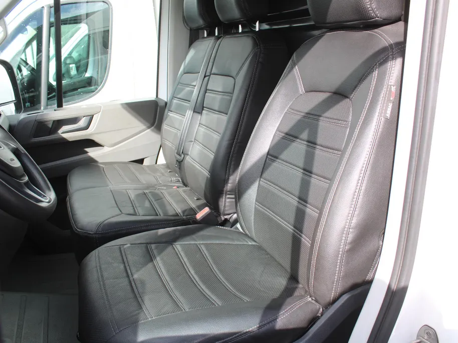 MAN TGE 35 2.0 L4H3 | Automaat | Trekhaak | Side bars | Airco | Laadruimte betimmerd |