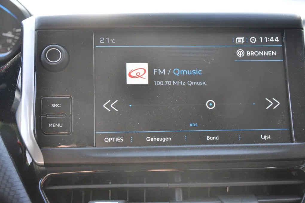 Peugeot 2008 1.2 PureTech GT-Line Navi Apple Android