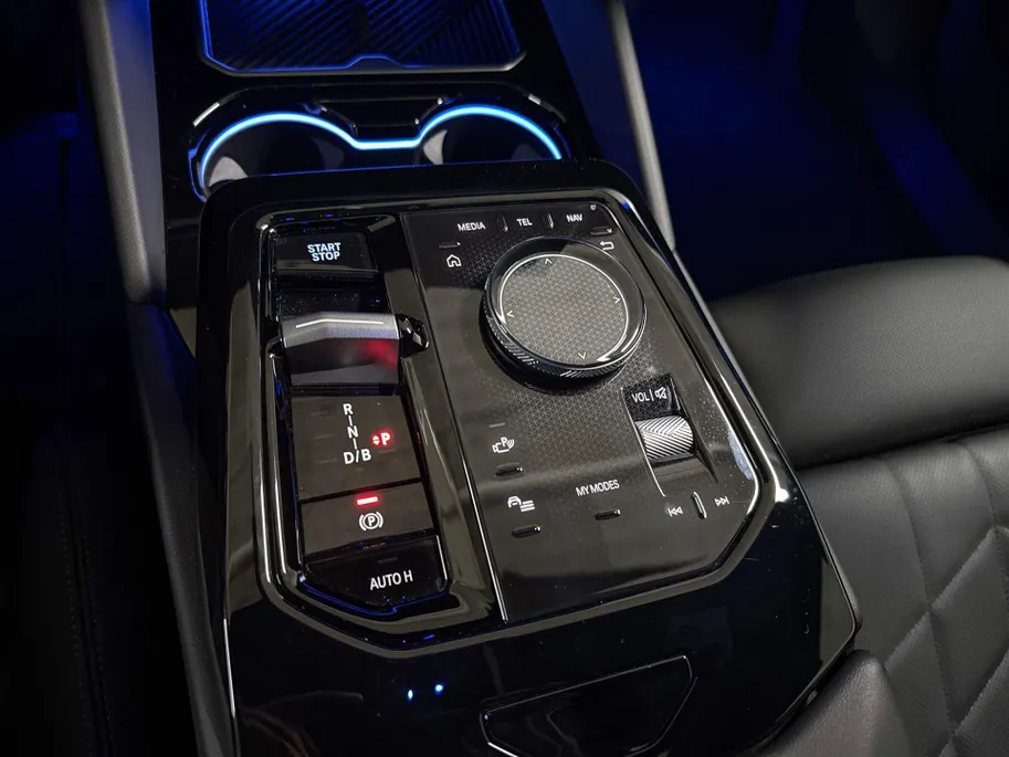 BMW i5 Sedan eDrive40
