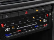 Volkswagen T-Roc 1.5TSI/150PK R-Line Black Style · Panoramadak · Apple/Android · Camera + Parkeersensoren · Garantie t/m 26-08-2027
