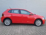 Volkswagen Polo 1.0 TSI Highline | Adaptieve Cruise | Climate | Bluetooth | DAB | Licht Metalen Velgen