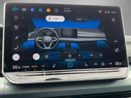 Volkswagen Golf 1.5 eTSI 110KW/150PK Goal · Navigatie · Apple/Android Car Play · Camera + Parkeersensoren · Trekhaak · Garantie t/m 22-07-2027
