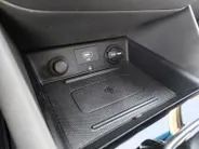 Hyundai IONIQ 1.6 GDi PHEV Premium | Zeer zuinig | Vol opties | Perfecte staat | NU Rijklaarprijs! Incl.12 Maanden, APK, Onderhoudsbeurt etc! Premiumpakket gratis!