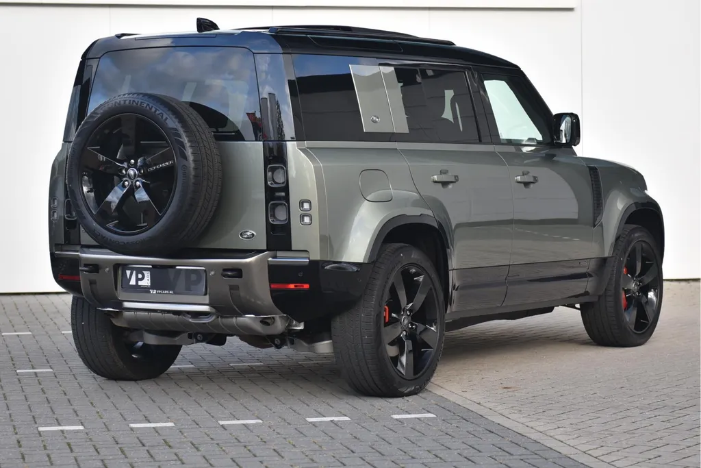 Land Rover Defender X 110 P400e
