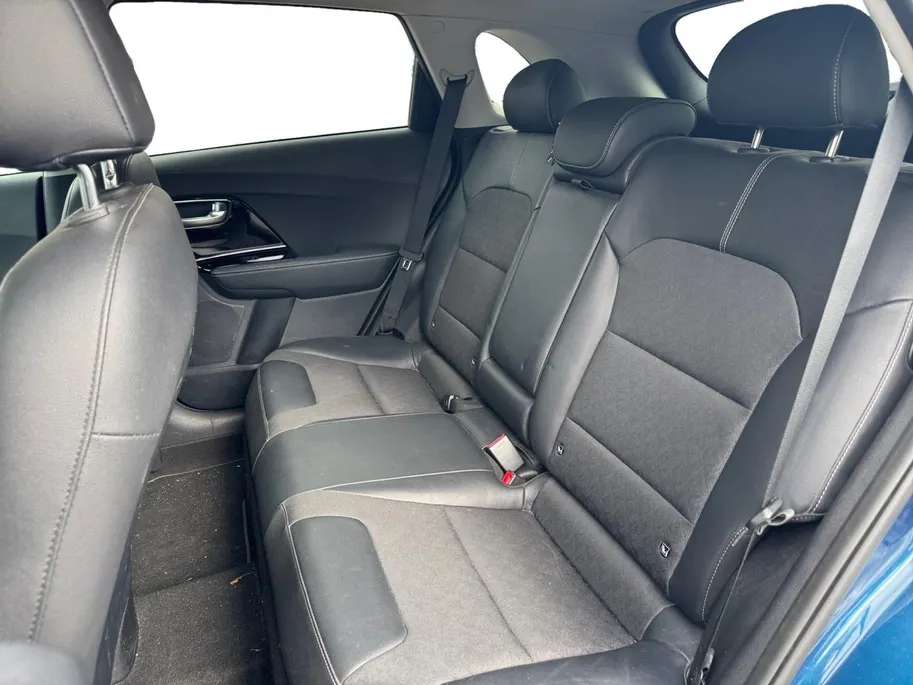 Kia Niro 1.6 GDi Hybrid DynamicPlusLine | Navigatie | Climate control | Cruise control | Stoel + Stuur verwarming | All-season