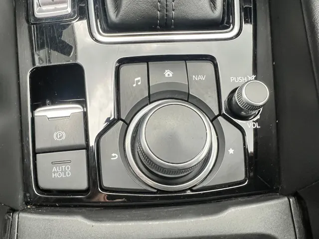 Mazda 6 Sportbreak 2.0 SkyActiv-G 165 Comfortplus Business AUTOMAAT | LEDER | Bose AUDIO | 19"LM VELGEN | STOEL- en STUURVERWARMING | STOEL VENTILATIE | APPLE VARPLAY /ANDROID AUTO |