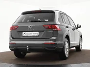 Volkswagen Tiguan 1.4 TSI eHybrid 245pk DSG Life Business · Camera · Inklap. Trekhaak · Dodehoeksensor · ACC · Keyless · Elek. Achterklep · Apple/Android Car Play ·