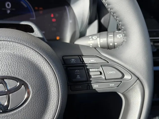 Toyota Yaris Cross 1.5 Hybr 130 First | Comfort Pack | Uit Voorraad Leverbaar |
