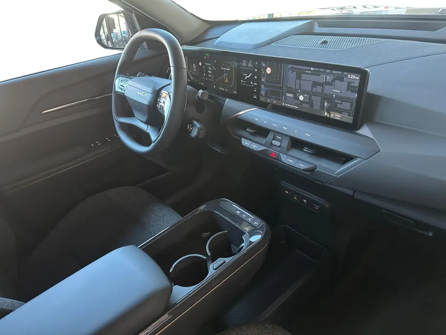 Kia EV5 Air 81.4 kWh | NIEUW TE BESTELLEN | 3000,- INRUILKORTING | Stoel & Stuurverwarming | Rijbereik tot 530km | Wireless auto/carplay |
