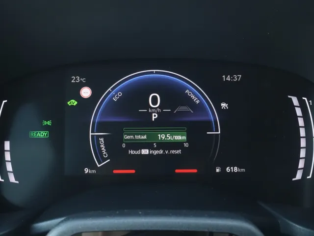 Toyota Aygo X Hybrid 115 pulse Bi-Tone | Easy Pack