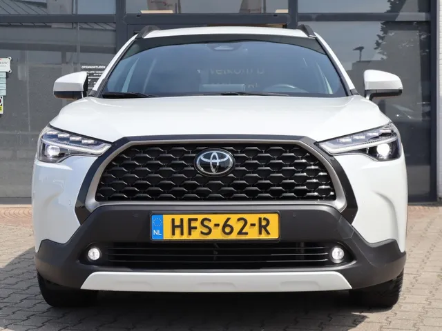 Toyota Corolla Cross Hybrid 140 Dynamic | Stoel/Stuur verwarm | All Season | Elek. kofferbakklep VERKOCHT