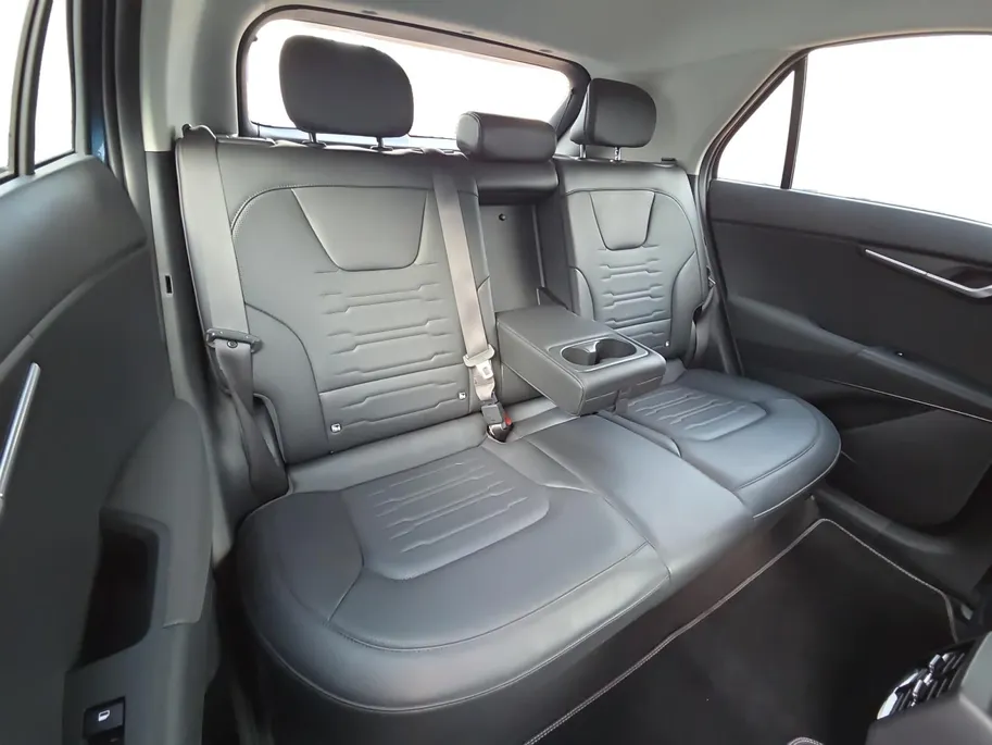 Kia Niro EV Edition Advanced 64.8 kWh Accu 100% | 1e Eigenaar | Dealer onderhouden | Cruise Control Adaptief | Stoelverwarming | Camera | Apple Carplay & Android Auto | Leder | Fabrieksgarantie t/m 28-3-2031 + 3x 1 jaar* | NAP