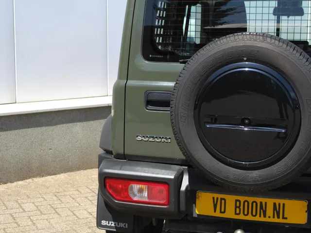 Suzuki Jimny 1.5 Professional | Airco | Trekhaak