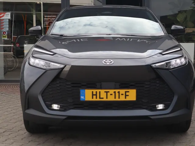 Toyota C-HR 1.8 Hybrid 140 Dynamic