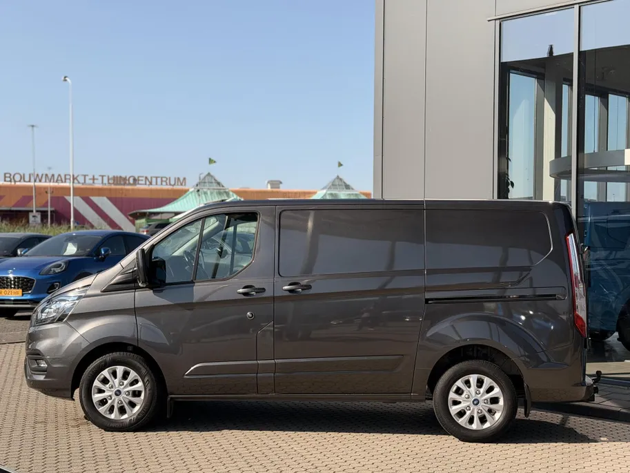 Ford Transit Custom 280 2.0 TDCI L1H1 Limited DUBBELE ZIJSCHUIFDEUR I TREKHAAK I BI-XENON KOPLAMPEN I WINTER PACK I APPLE CARPLAY / ANDROID AUTO I