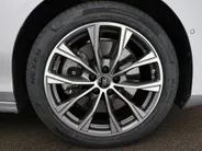 Audi A6 Avant 2.0 e-hybrid Quattro 299pk S edition Competition · 360 Camera · Inklap. Trekhaak · Bang & Olufsen Sound · Head-Up display · Dodehoeksensor · Garantie t/m 09-09-2030 of 100.000km