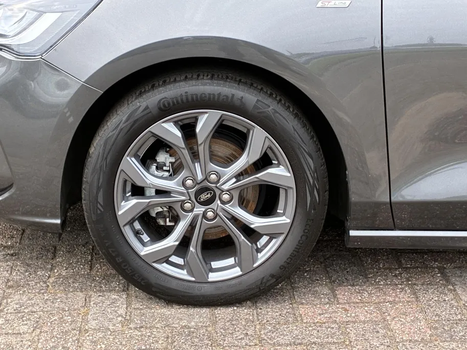 Ford Focus Wagon 1.0 EcoBoost Hybrid ST Line NAVIGATIE GROOTSCHERM.