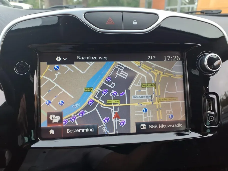 Renault Clio Estate 0.9 TCe Night&Day Navigatie | Airco | 1 jaar Garantie