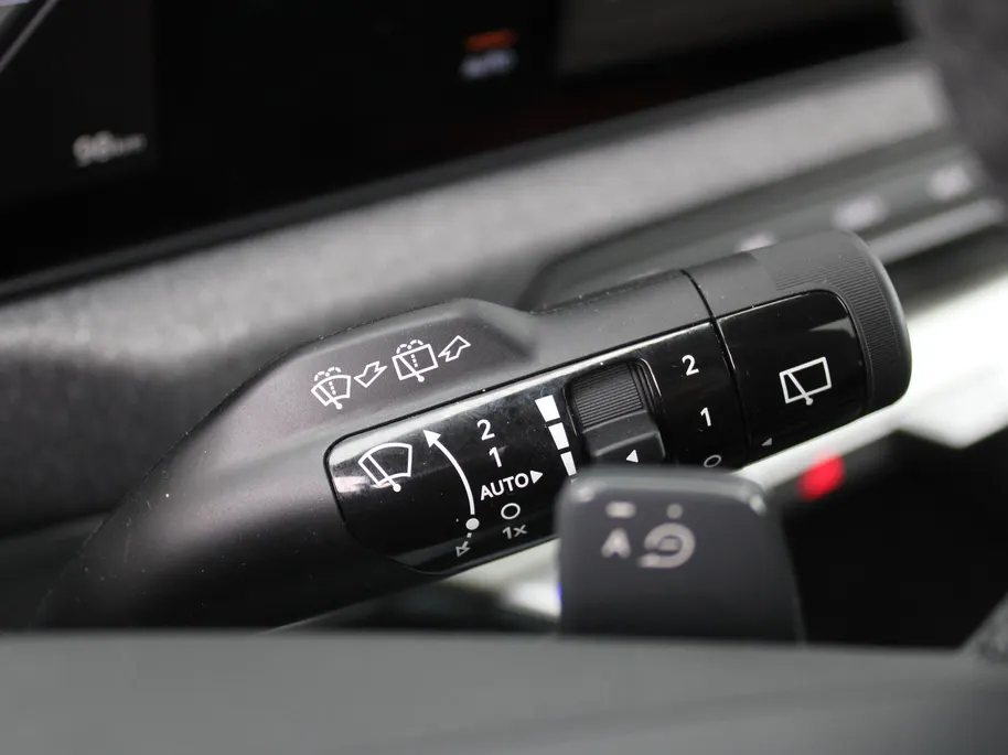 Kia EV2 Plus Advanced 42.2 kWh | Stuur-/stoelverwarming | Schuifdak | Dodehoek detectie | Elek. Stoelverstelling | Camera | 18' LM | LED | HK audio | Cruise adapt. |