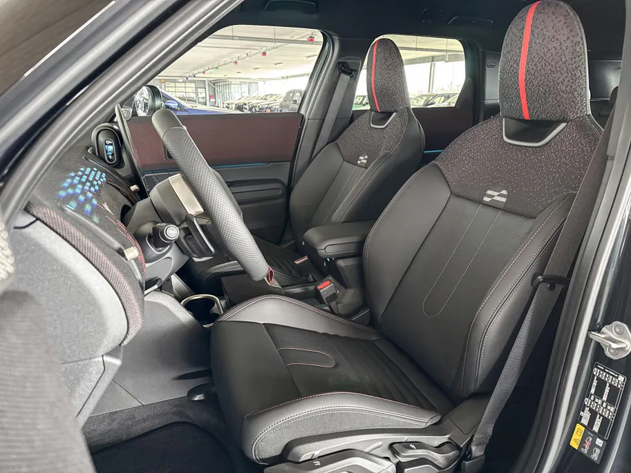 MINI Countryman Electric E John Cooper Works M 66.5 kWh