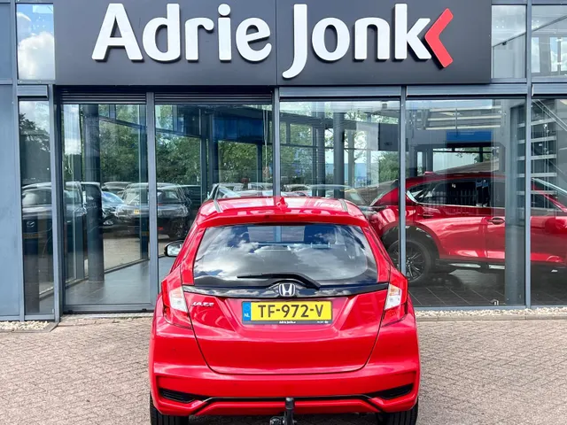 Honda Jazz 1.3 i-VTEC Comfort 102pk AUTOMAAT | TREKHAAK | NAVIGATIE | PARKEERSENSOREN V+A | STOELVERWARMING | 17' LM VELGEN |