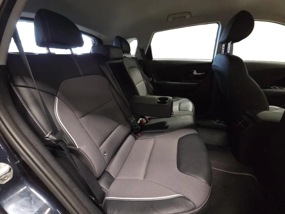 Kia e-Niro DynamicLine 64 kWh | 1e Eigenaar | Accu 99.4% | Trekhaak Afneembaar | Camera | Carplay & Android | Fabrieksgarantie | NAP