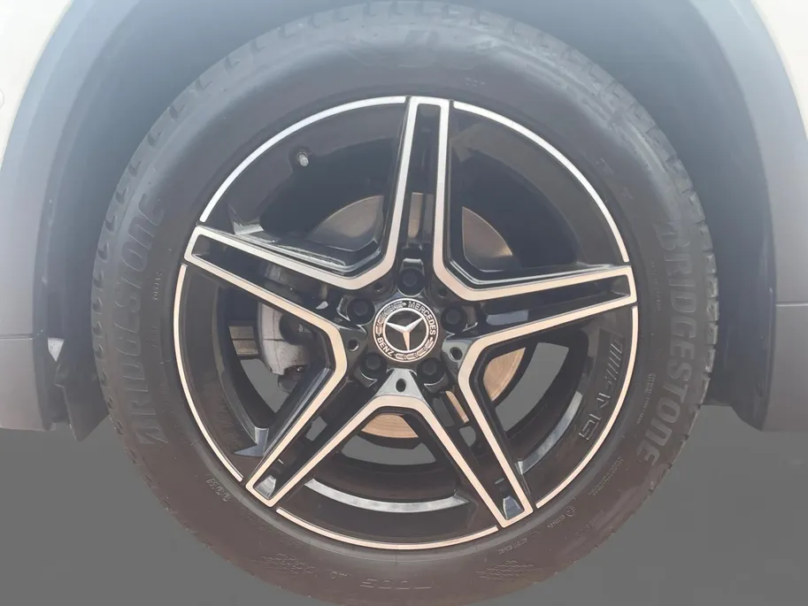 Mercedes-Benz GLA 180 Business Solution AMG *Automaat*Navi+Camera*Trekhaak*Stoelverwarming*Elekt. Achterklep.*1ste Eigenaar!