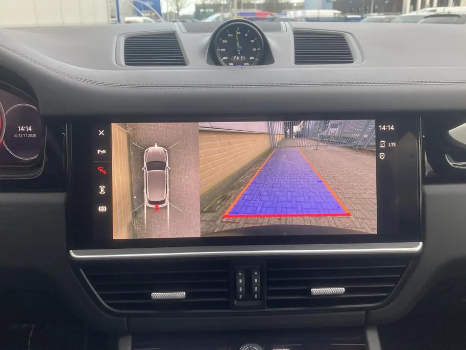 Porsche Cayenne 3.0 E-Hybrid 340KW met Panoramadak