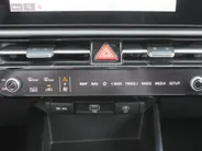 Kia Niro 1.6 GDi Hybrid DynamicPlusLine | Schuif-/kanteldak | Stuur-/stoelverwarming | Cruise adapt. | Camera | Clima | 16' LM | Navi |