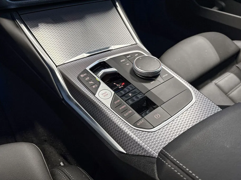 BMW 3 Serie Touring 330e M Sport Edition Innovation Pack