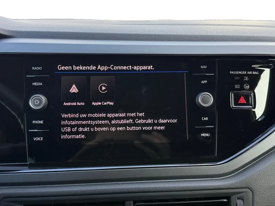 Volkswagen Taigo 1.0 TSI R-Line *Automaat*Navi via Carplay*Camera*Parkeersensoren*Climate Control*LM.Velgen*Zeer nette auto!