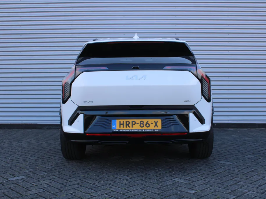 Kia EV3 GT-Line 81.4 kWh | Stuur-/stoelverwarming | Schuifdak | Camera | Dodehoek detectie | Elek. stoelverstelling | 19' LM | LED | Telefoonlader |