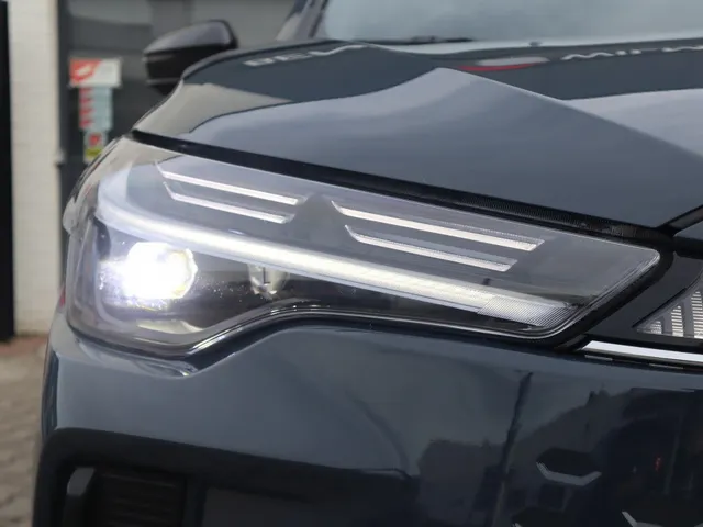 Toyota Corolla Cross Hybrid 180 Executive Leder | JBL | 360 camera