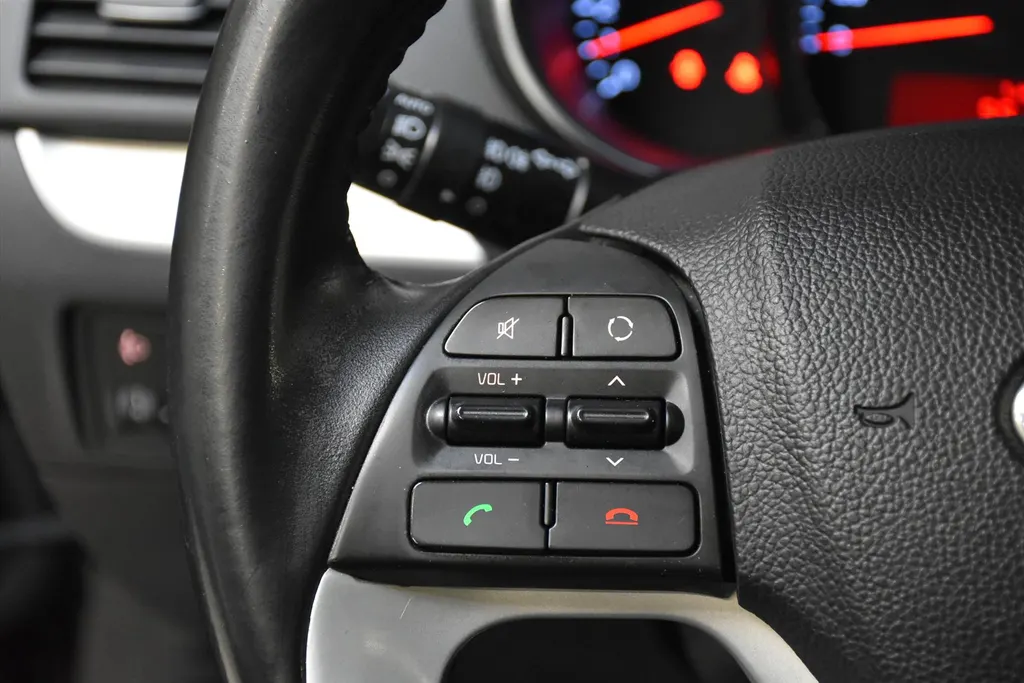 Kia Picanto 1.0 CVVT 66 PK 5D ComfortPlusLine Navigator
