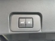 Nissan X-Trail Tekna | Navigatie | Schuif-/ Kanteldak | Stoelverwarming voor & achter | 360 camera | Apple Carplay/ Android Auto | Geheugenfunctie voorstoelen | Elektrische Kofferbak |