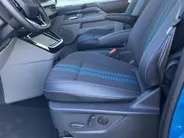 Ford Tourneo Custom E-Custom 65kW 218pk Sport 8- 340 L1H1 Sport ELEKTRISCH-Personenvervoer 8 zitplaatsen-Panoramadak-Sportuitvoering