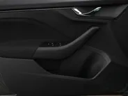 Škoda Kamiq 1.0 TSI 110pk DSG Business Edition · Camera · Trekhaak · Panoramadak · Apple/Android Car Play · Stoelverwarming · Clima · Navigatie · P-Sensoren · 17'' Inch ·
