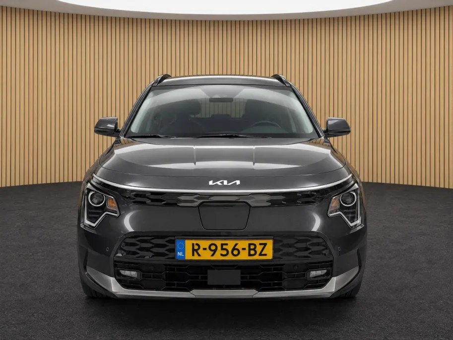 Kia Niro EV DynamicLine 64.8 kWh 100% SOH | Navigatie | Climate control | ACC | Achteruitrijcamera |
