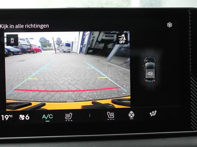 Renault 5 comfort range Iconic Black Cinq - 52 kWh | Speciale Editie | Lederen bekleding | Harman Kardon | DEMO VRAAG NAAR DE BESCHIKBAARHEID